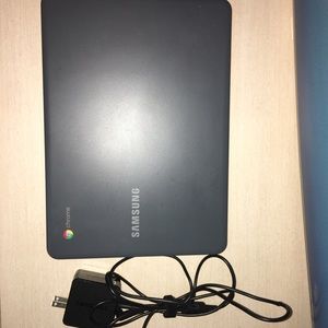 Samsung XE500C13-K03US Chromebook 3